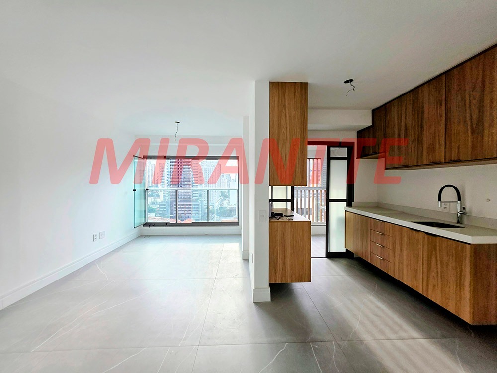 Apartamento de 75m² com 2 quartos em Perdizes