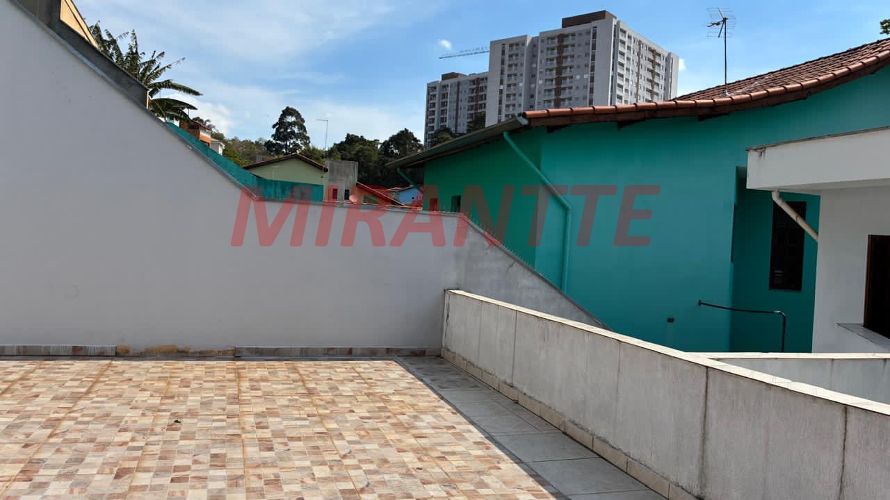 Sobrado de 180m² com 3 quartos em Jardim Guapíra