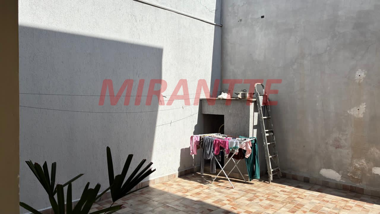 Sobrado de 180m² com 3 quartos em Jardim Guapíra
