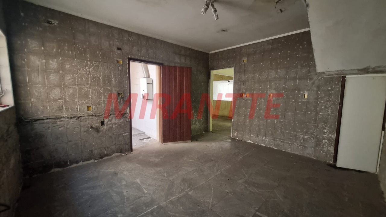 Terreno de 170m² em Vila Baruel