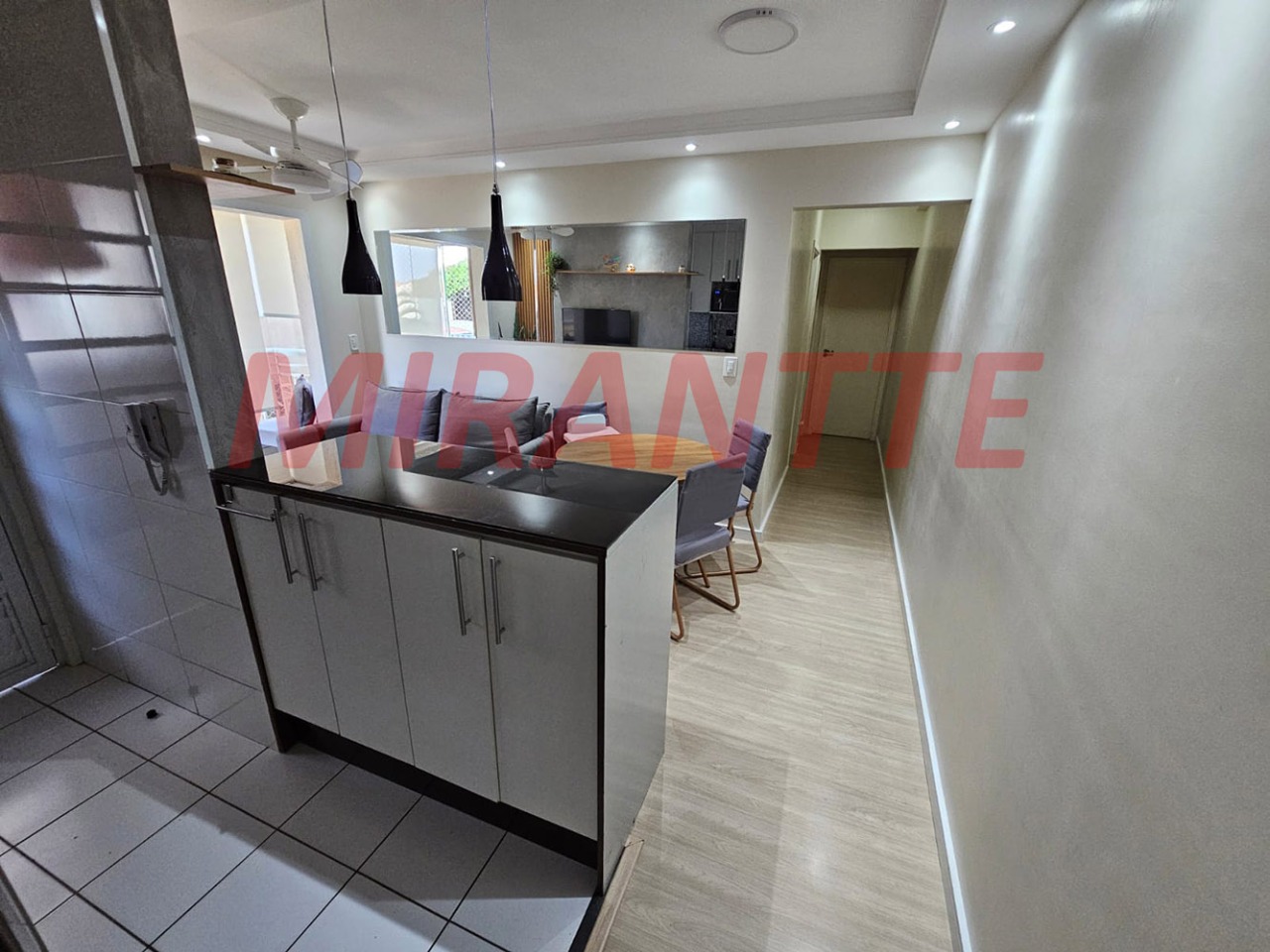 Apartamento de 49m² com 2 quartos em Vila Amália (Zona Norte)