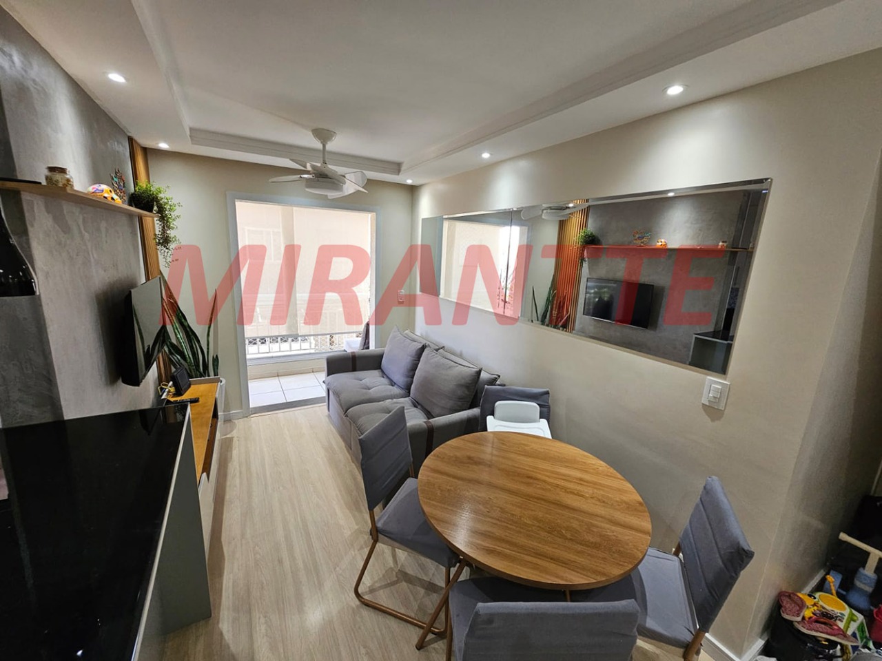 Apartamento de 49m² com 2 quartos em Vila Amália (Zona Norte)