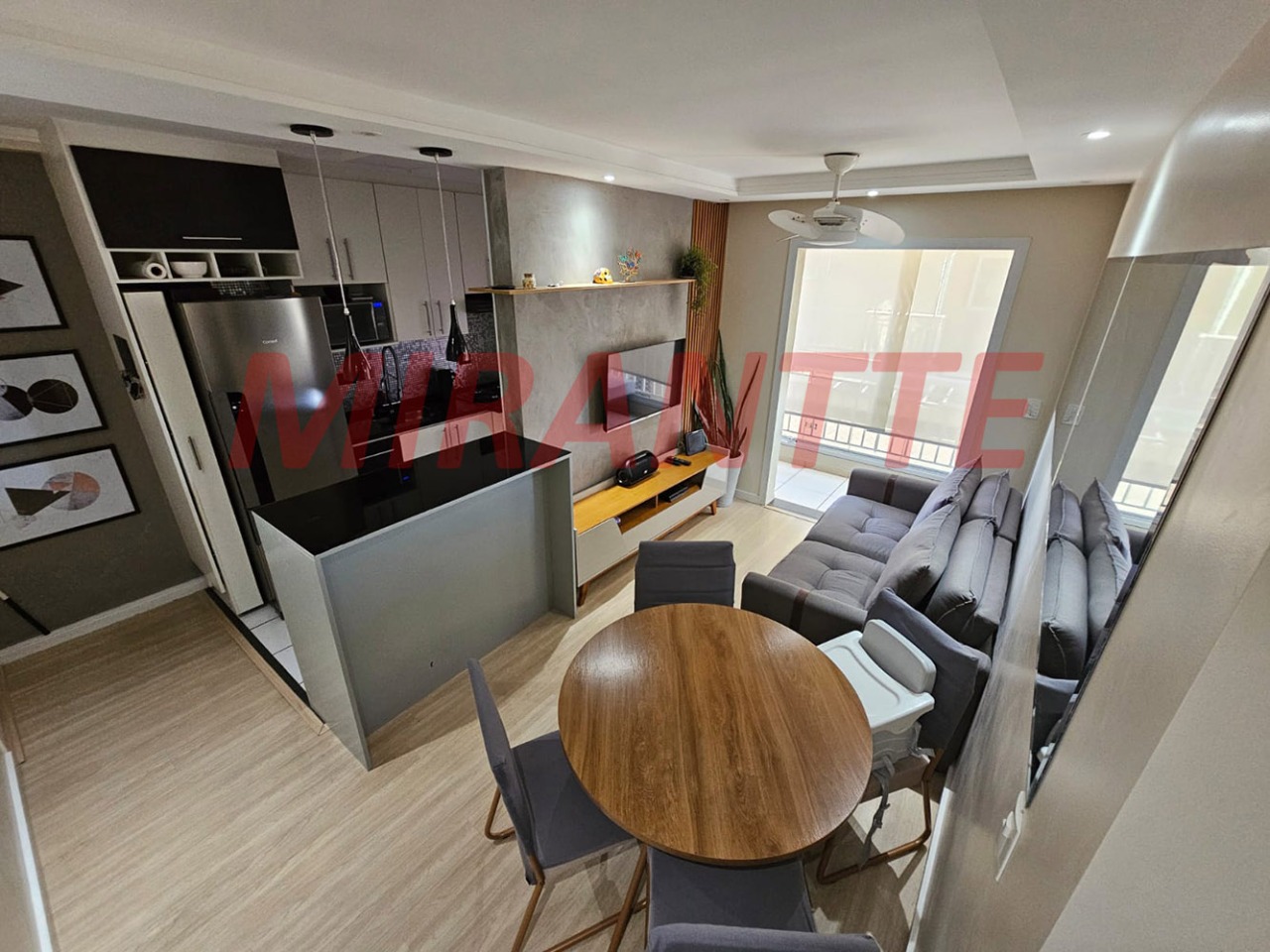 Apartamento de 49m² com 2 quartos em Vila Amália (Zona Norte)