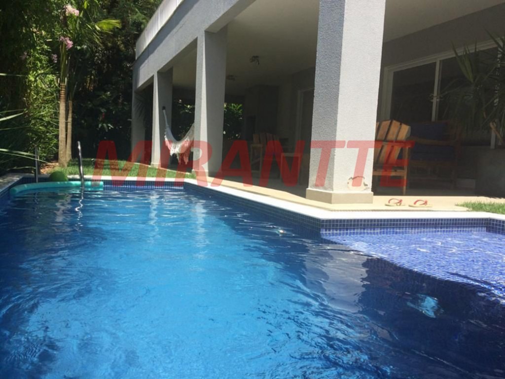 Cond. fechado de 268m² com 5 quartos em Paúba