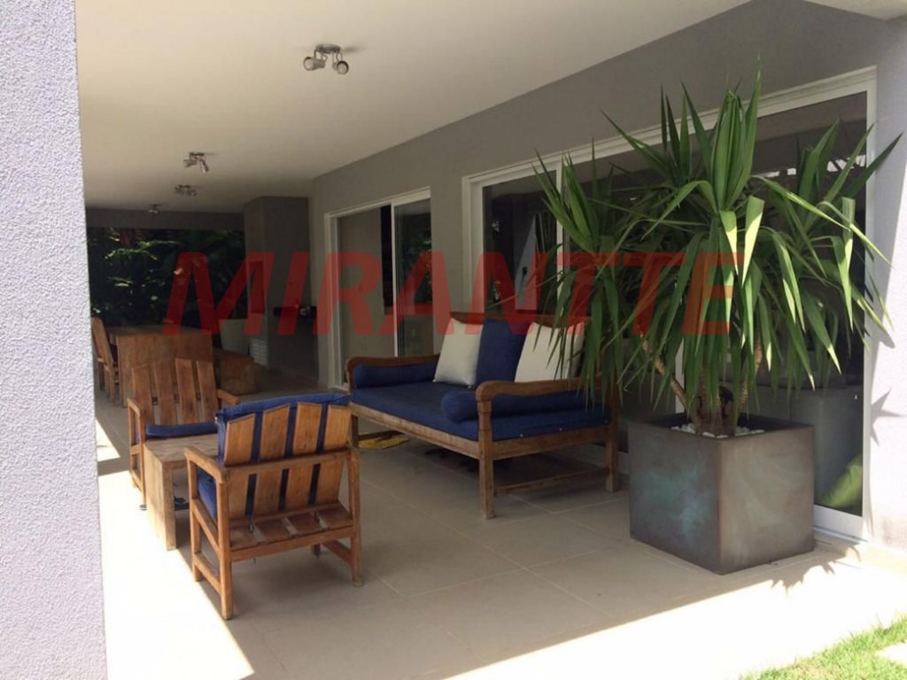 Cond. fechado de 268m² com 5 quartos em Paúba