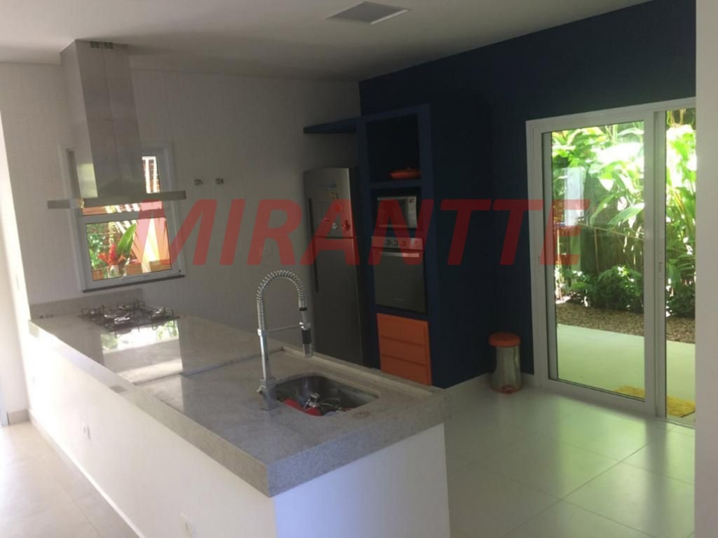 Cond. fechado de 268m² com 5 quartos em Paúba