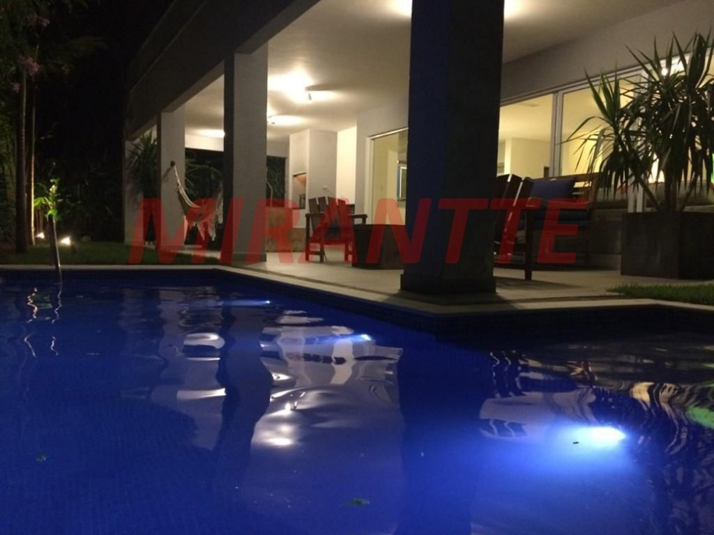 Cond. fechado de 268m² com 5 quartos em Paúba