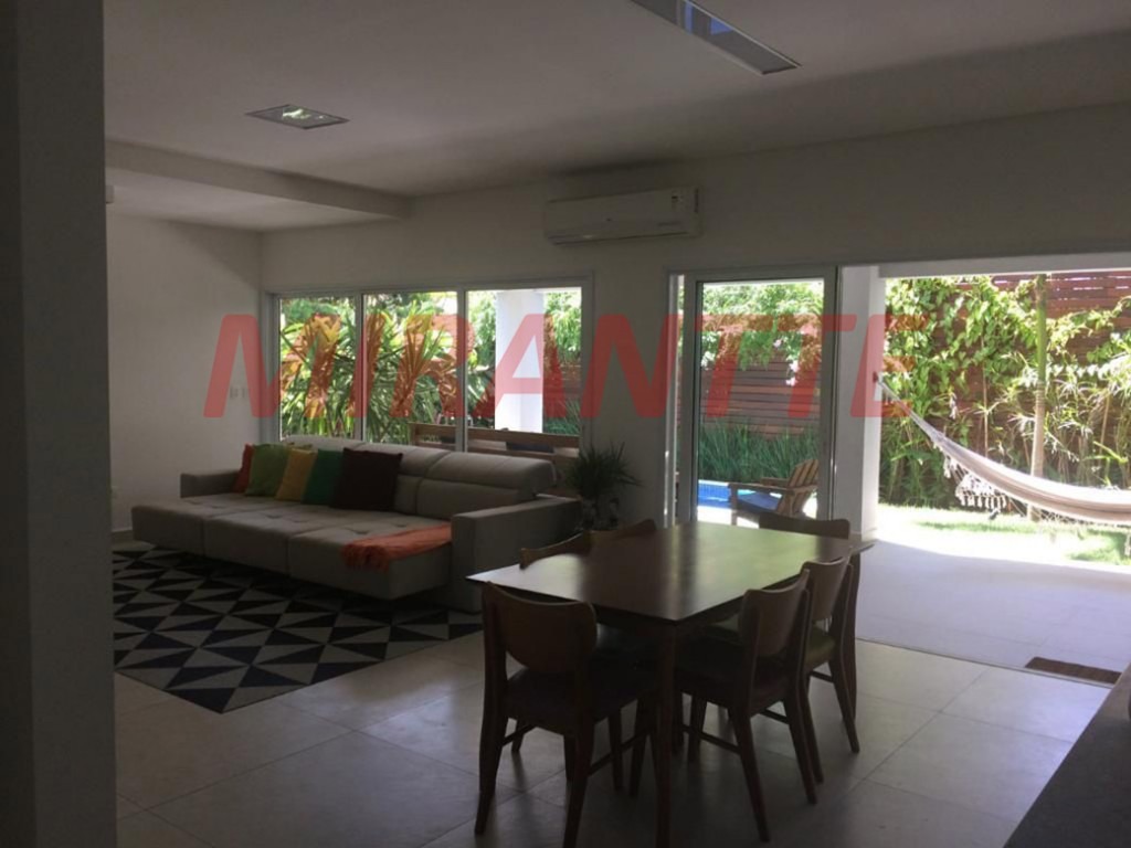 Cond. fechado de 268m² com 5 quartos em Paúba