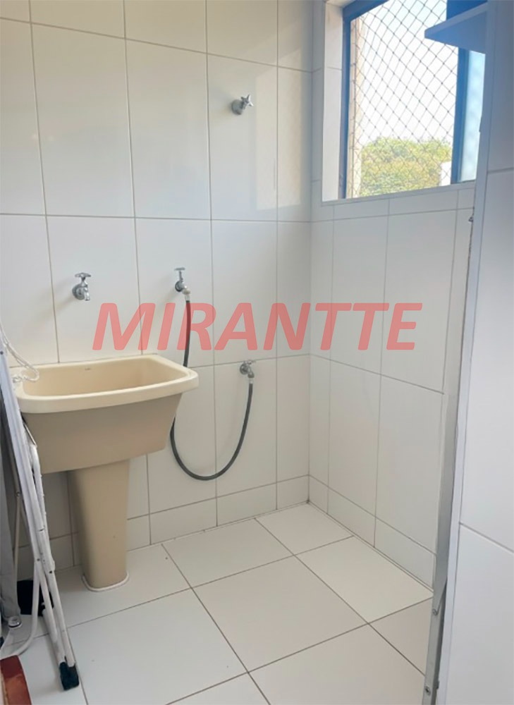 Apartamento de 63m² com 2 quartos em Vila Ester