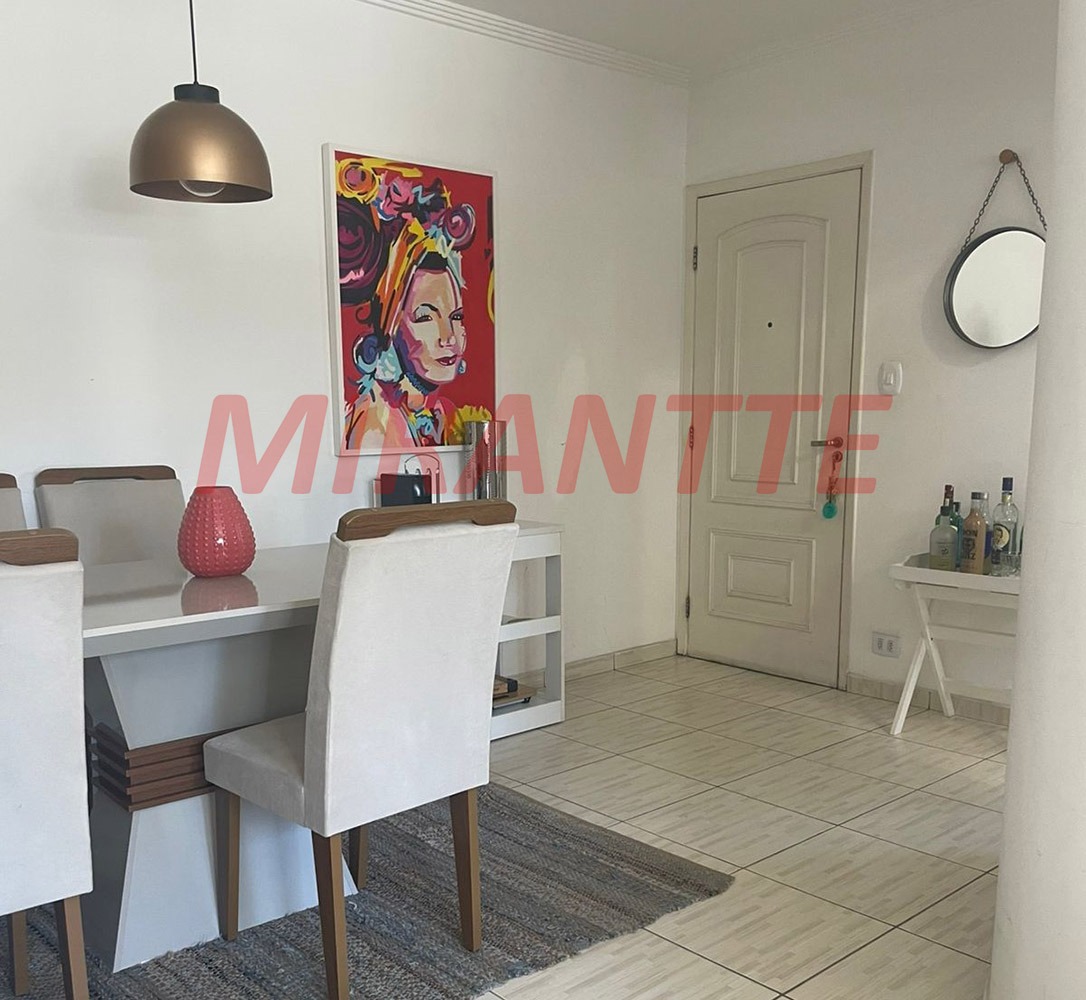 Apartamento de 63m² com 2 quartos em Vila Ester