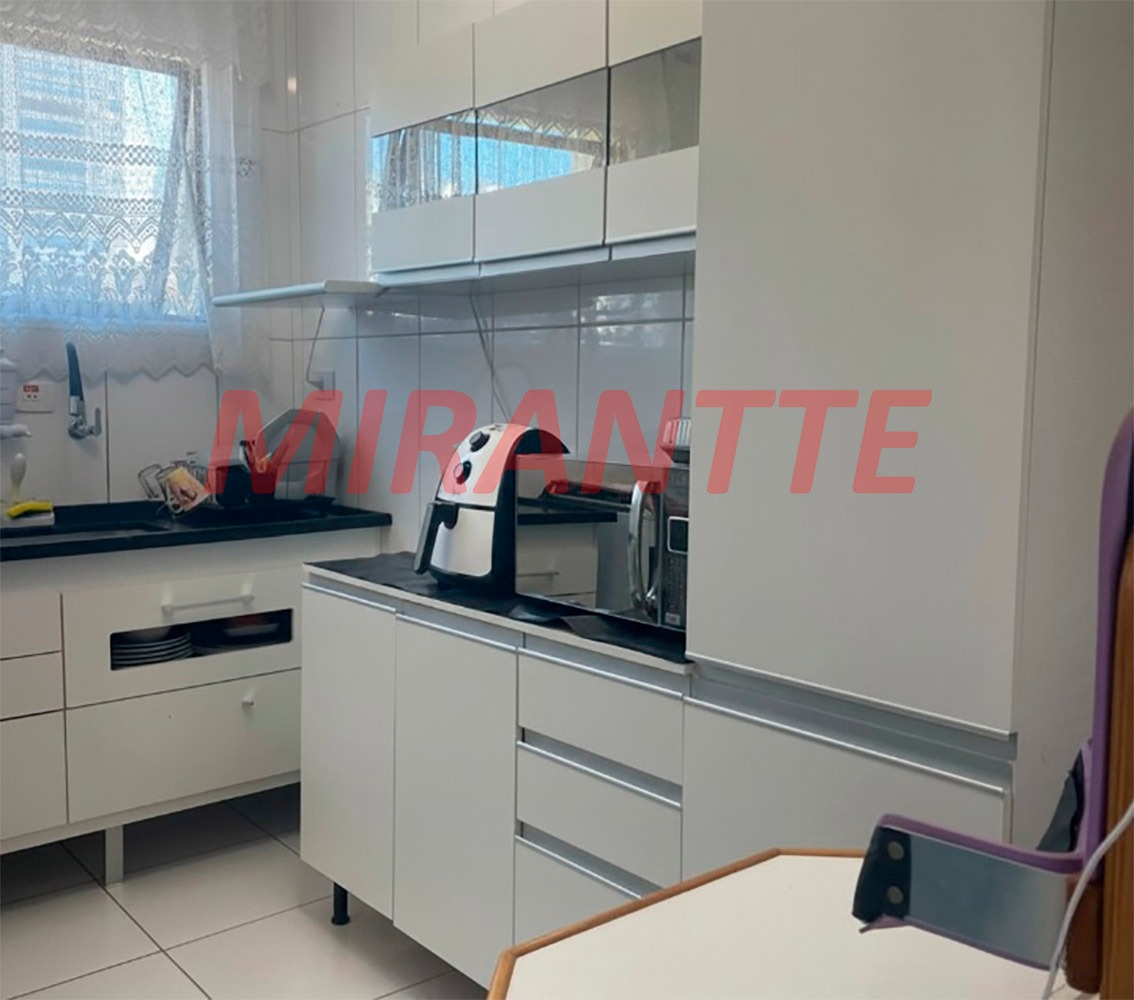 Apartamento de 63m² com 2 quartos em Vila Ester