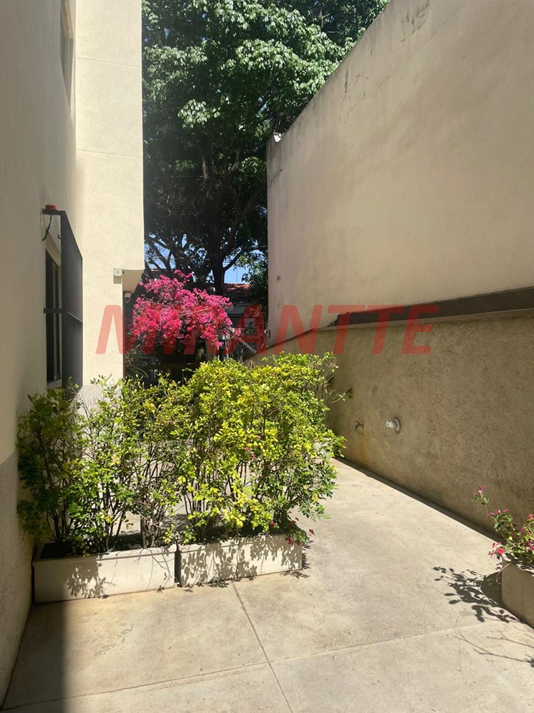 Apartamento de 63m² com 2 quartos em Vila Ester