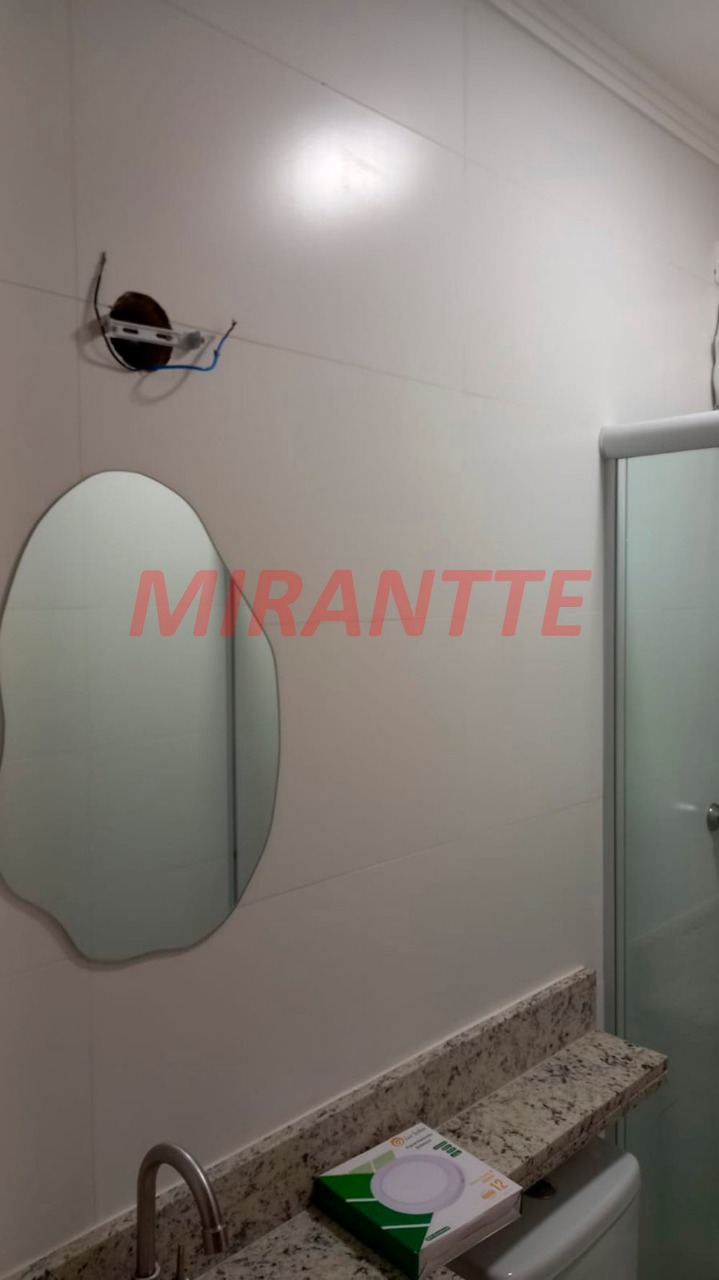 Apartamento de 40m² com 2 quartos em Água Fria