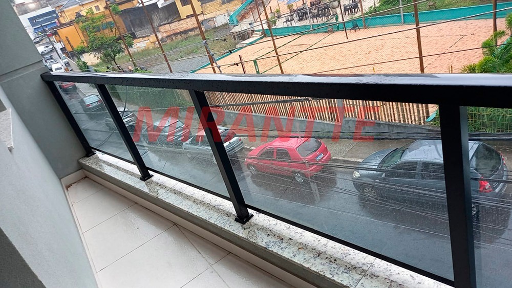 Apartamento de 40m² com 2 quartos em Água Fria