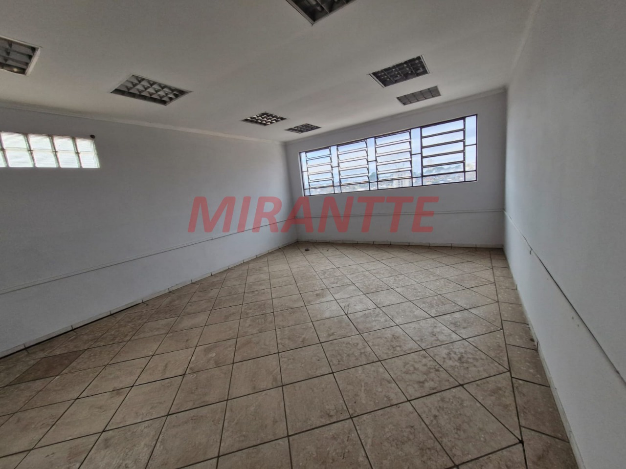 Casa terrea de 731m² com 3 quartos em Vila Medeiros