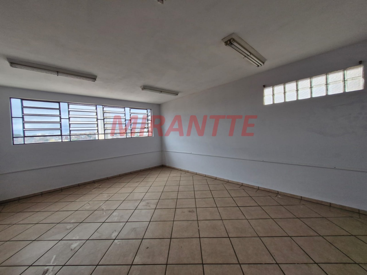 Casa terrea de 731m² com 3 quartos em Vila Medeiros