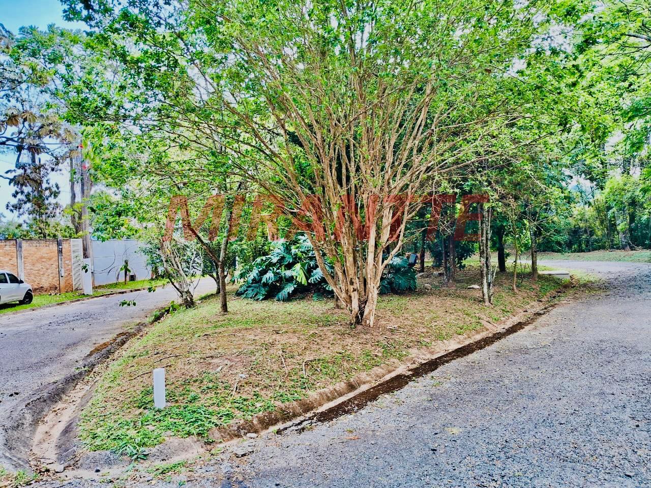 Cond. fechado de 393m² com 4 quartos em Serra da Cantareira