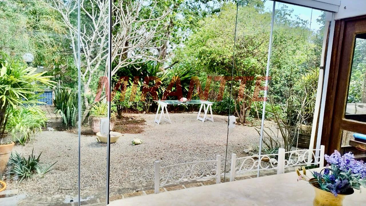 Cond. fechado de 393m² com 4 quartos em Serra da Cantareira