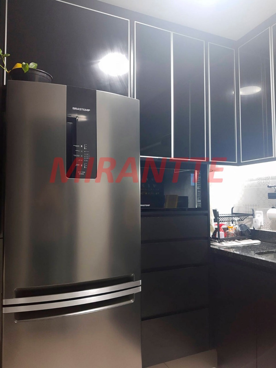 Cond. fechado de 63m² com 2 quartos em Água Fria