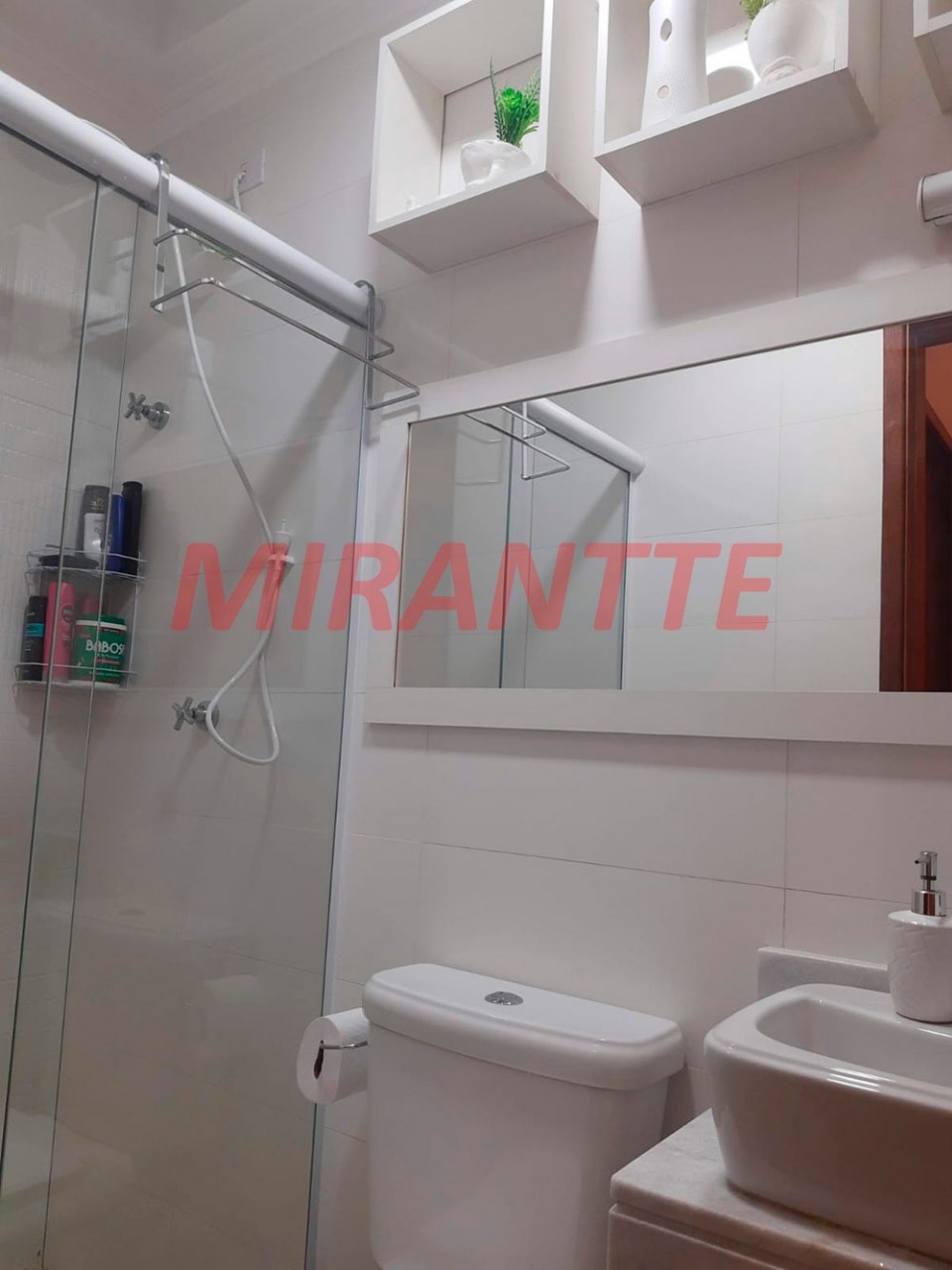 Cond. fechado de 63m² com 2 quartos em Água Fria