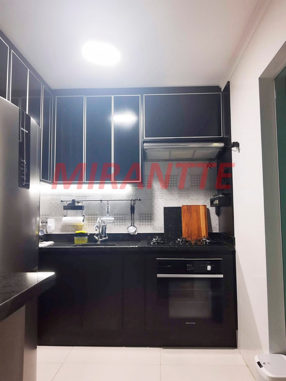 Cond. fechado de 63m² com 2 quartos em Água Fria