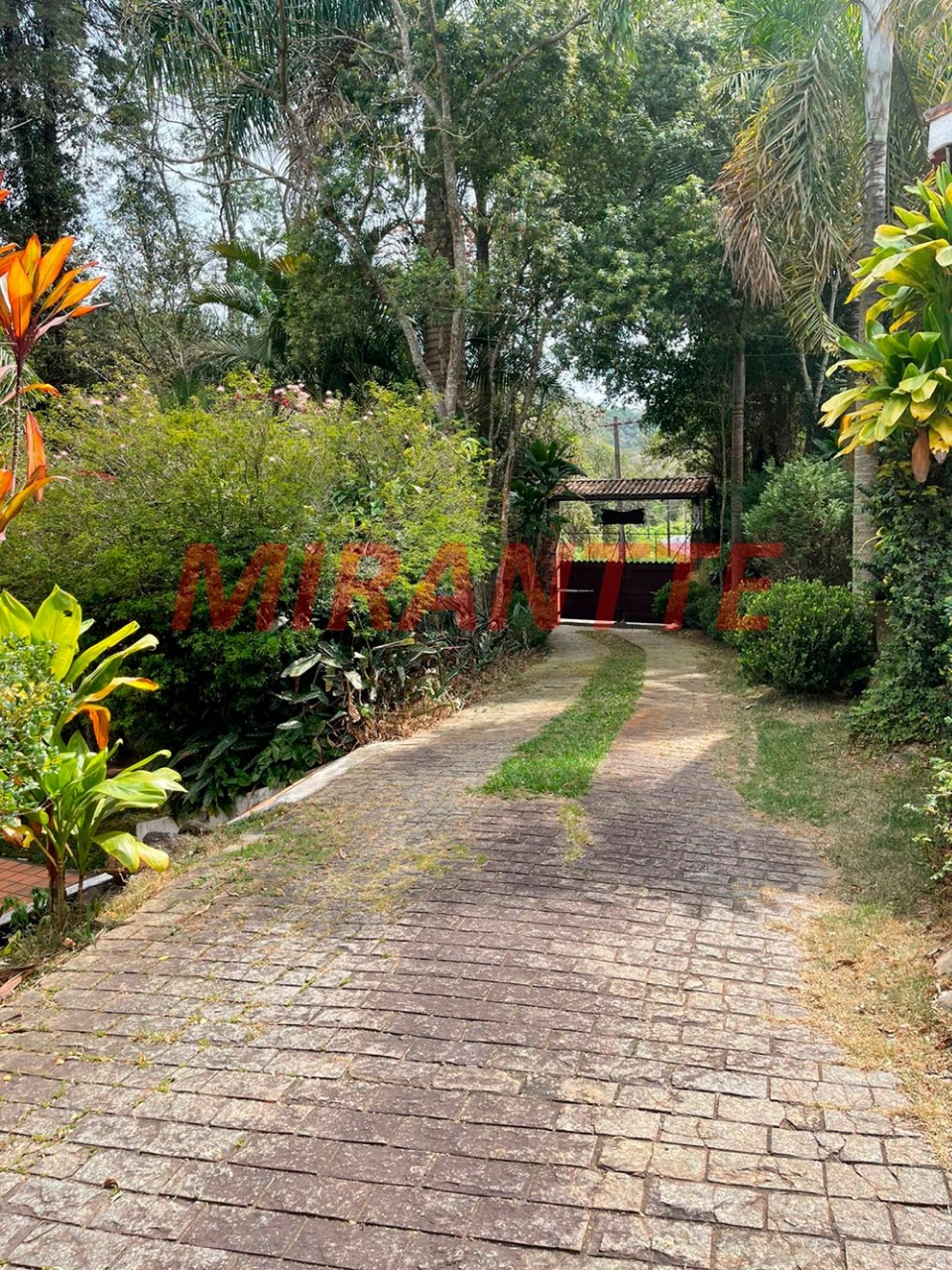 Outros de 1000m² com 6 quartos em Serra da Cantareira