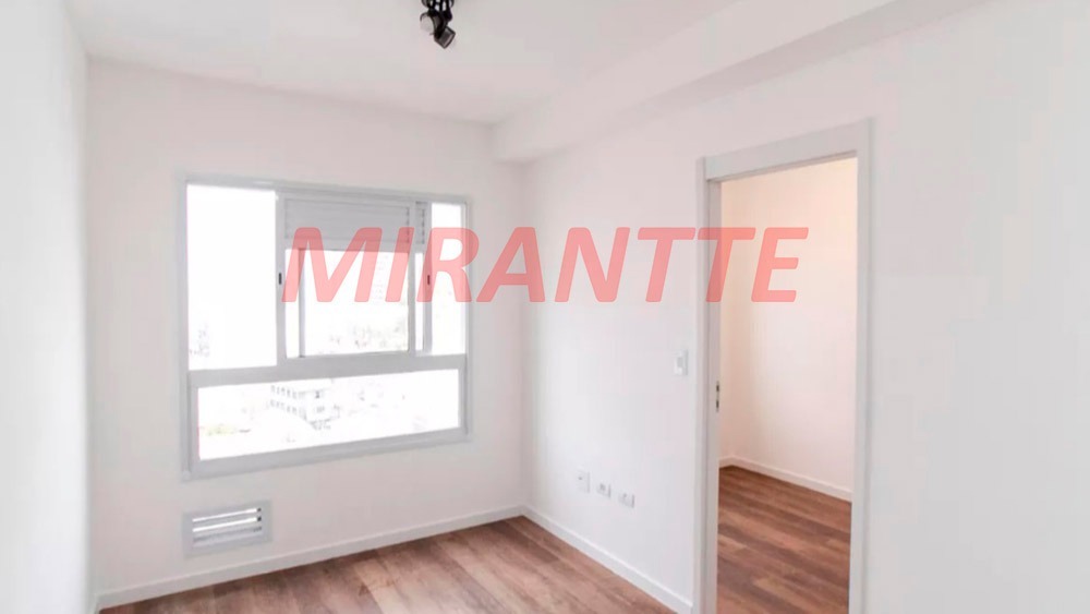 Apartamento de 38m² com 2 quartos em Vila Mazzei