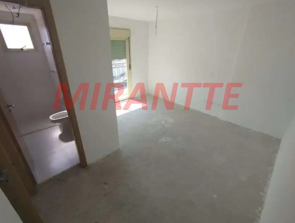 Apartamento de 76m² com 2 quartos em Santana