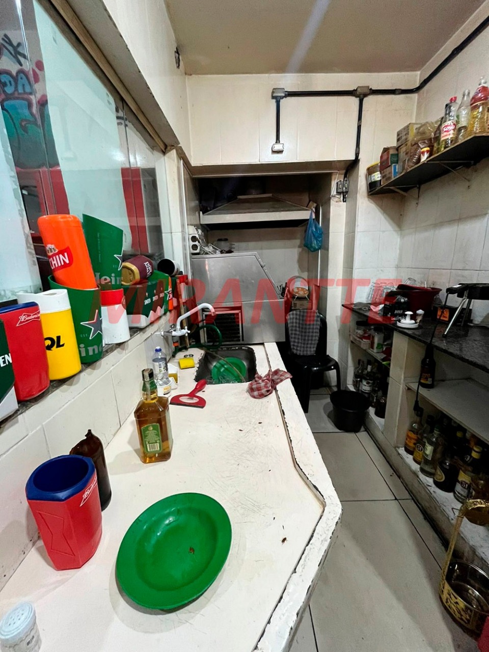 Comercial de 140m² em Santana