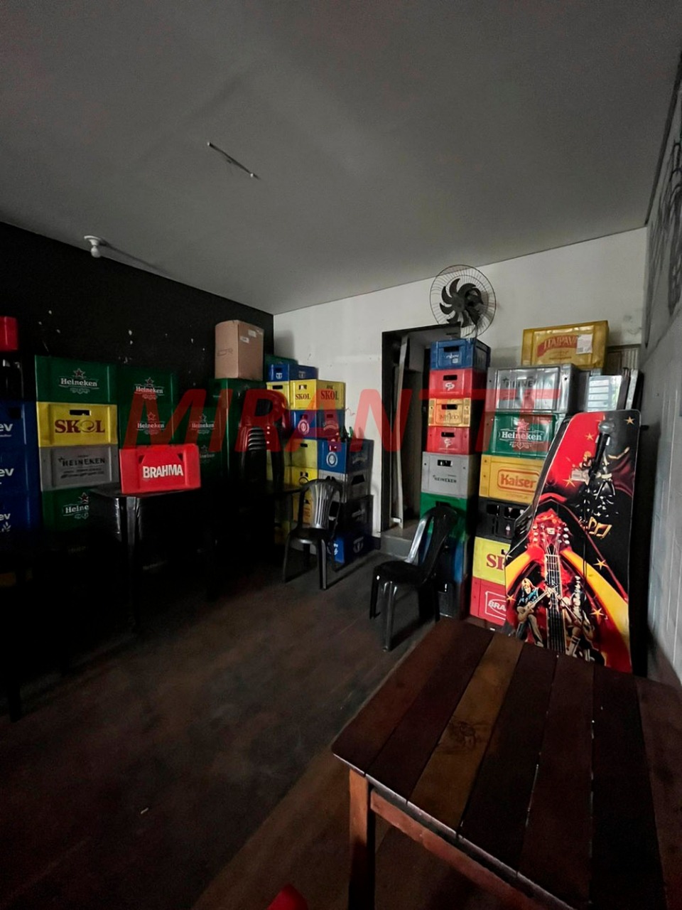Comercial de 140m² em Santana