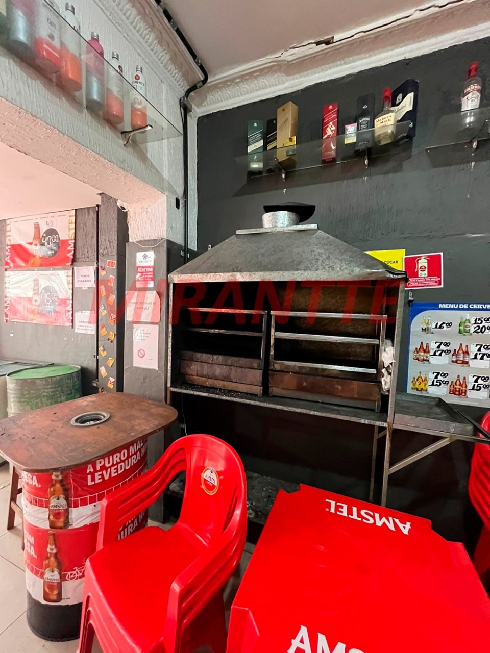 Comercial de 140m² em Santana