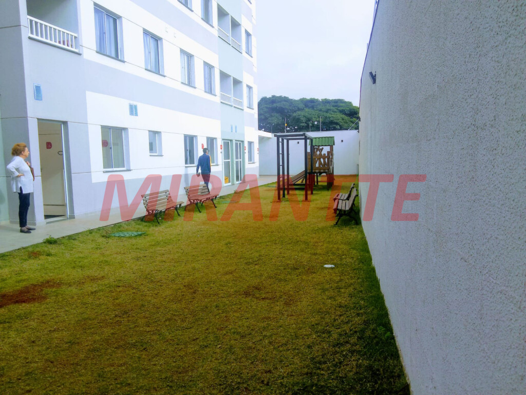 Apartamento de 40m² com 2 quartos em Casa Verde