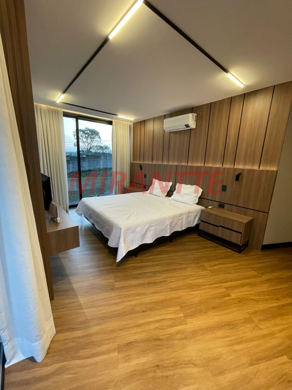 Casa terrea de 324m² com 3 quartos em Residencial Real Park