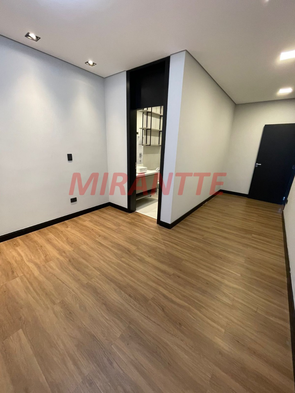 Casa terrea de 324m² com 3 quartos em Residencial Real Park