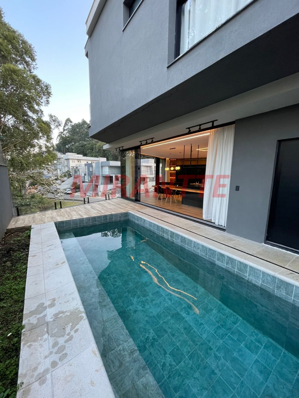Casa terrea de 324m² com 3 quartos em Residencial Real Park