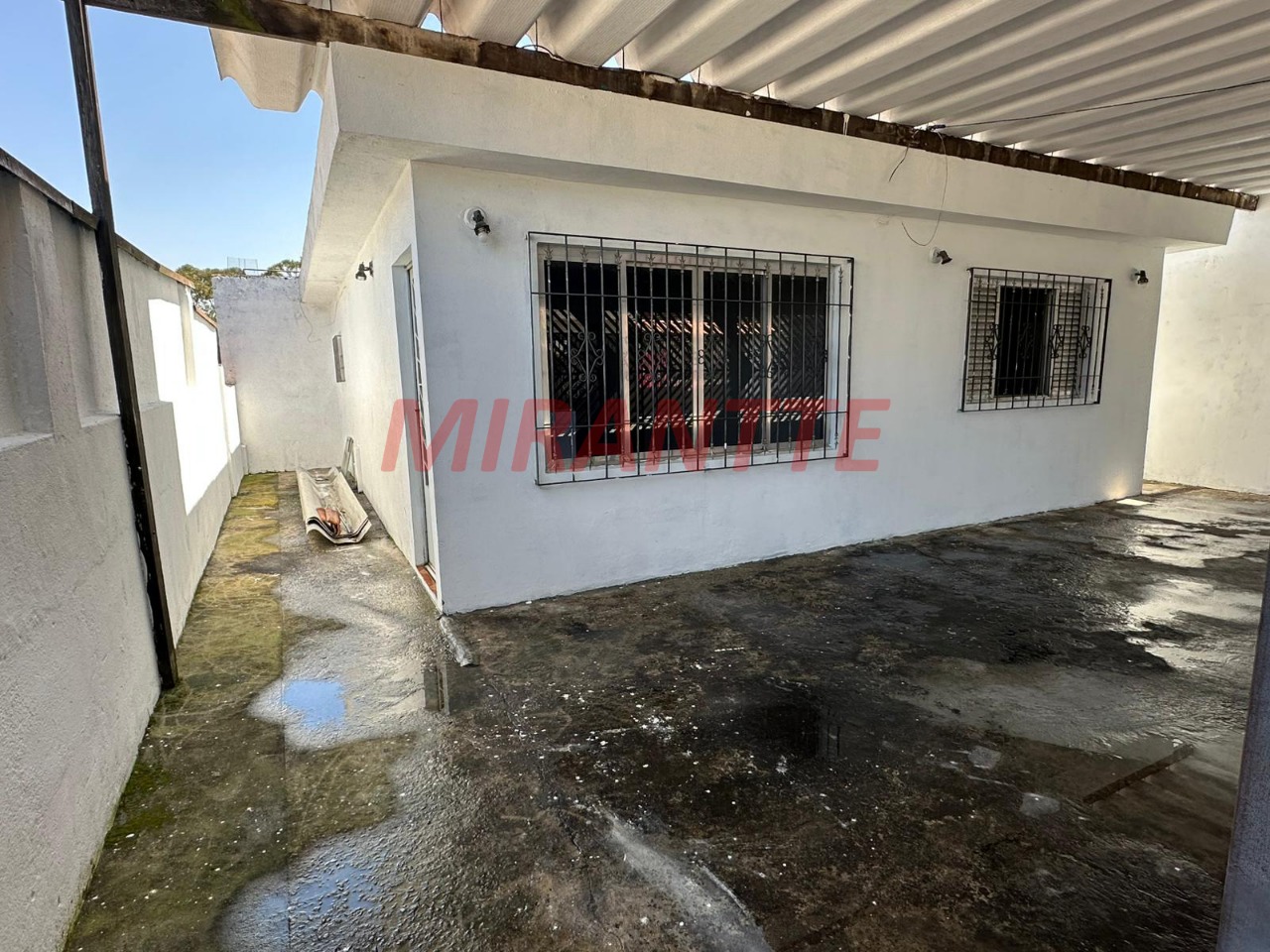 Casa terrea de 200m² com 3 quartos em Jardim Shangrilá (Zona Norte)