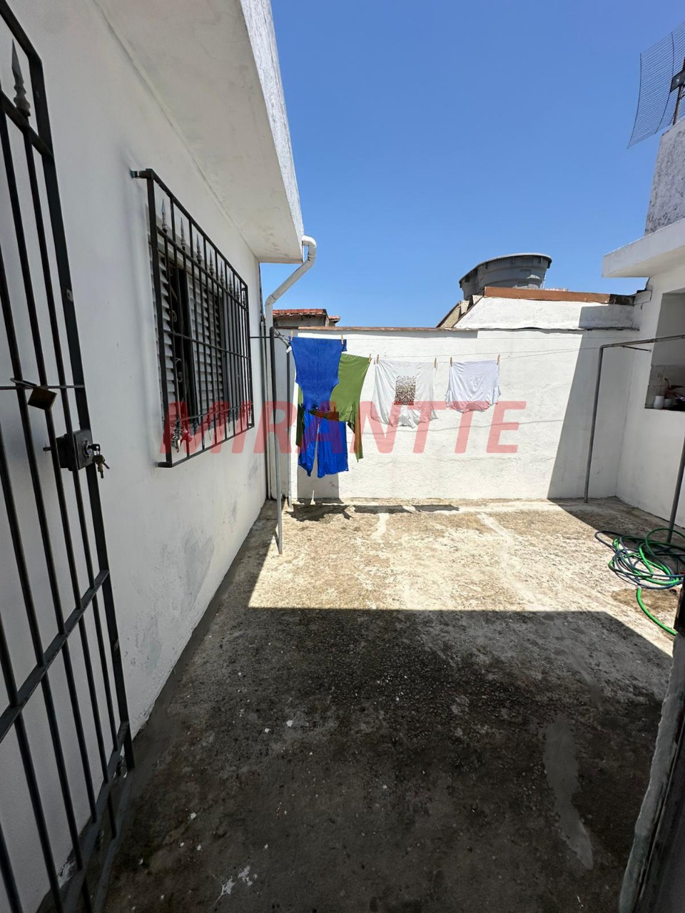 Casa terrea de 200m² com 3 quartos em Jardim Shangrilá (Zona Norte)