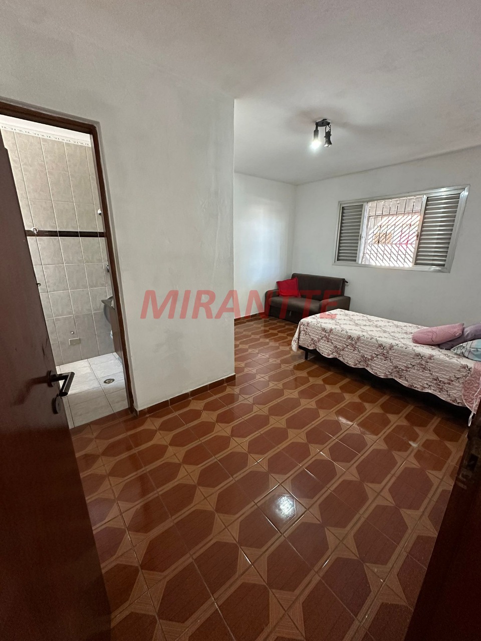 Casa terrea de 200m² com 3 quartos em Jardim Shangrilá (Zona Norte)