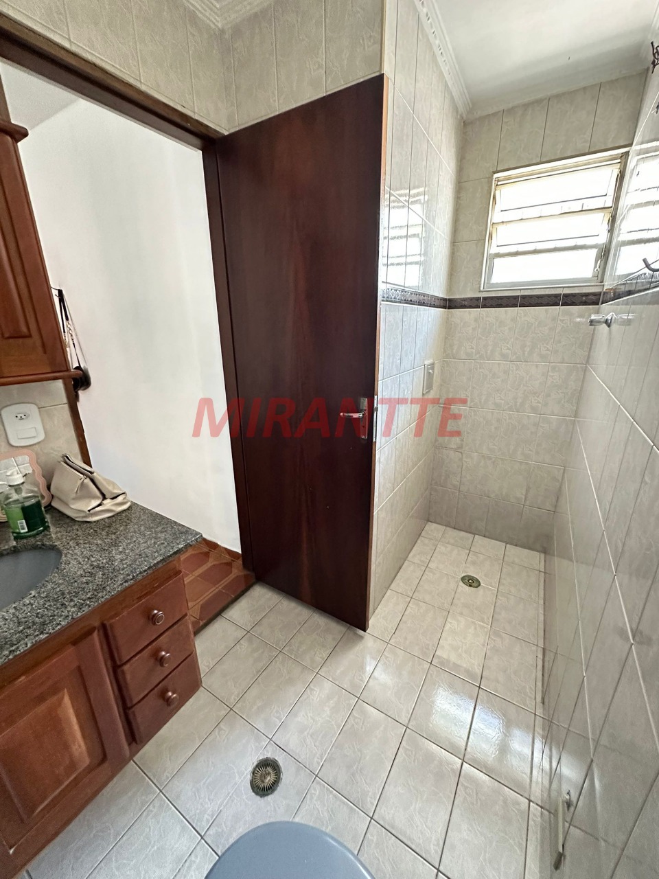 Casa terrea de 200m² com 3 quartos em Jardim Shangrilá (Zona Norte)
