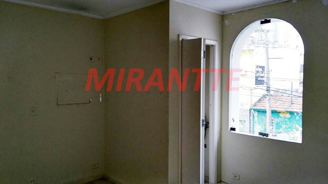 Sobrado de 257m² com 7 quartos em Santana