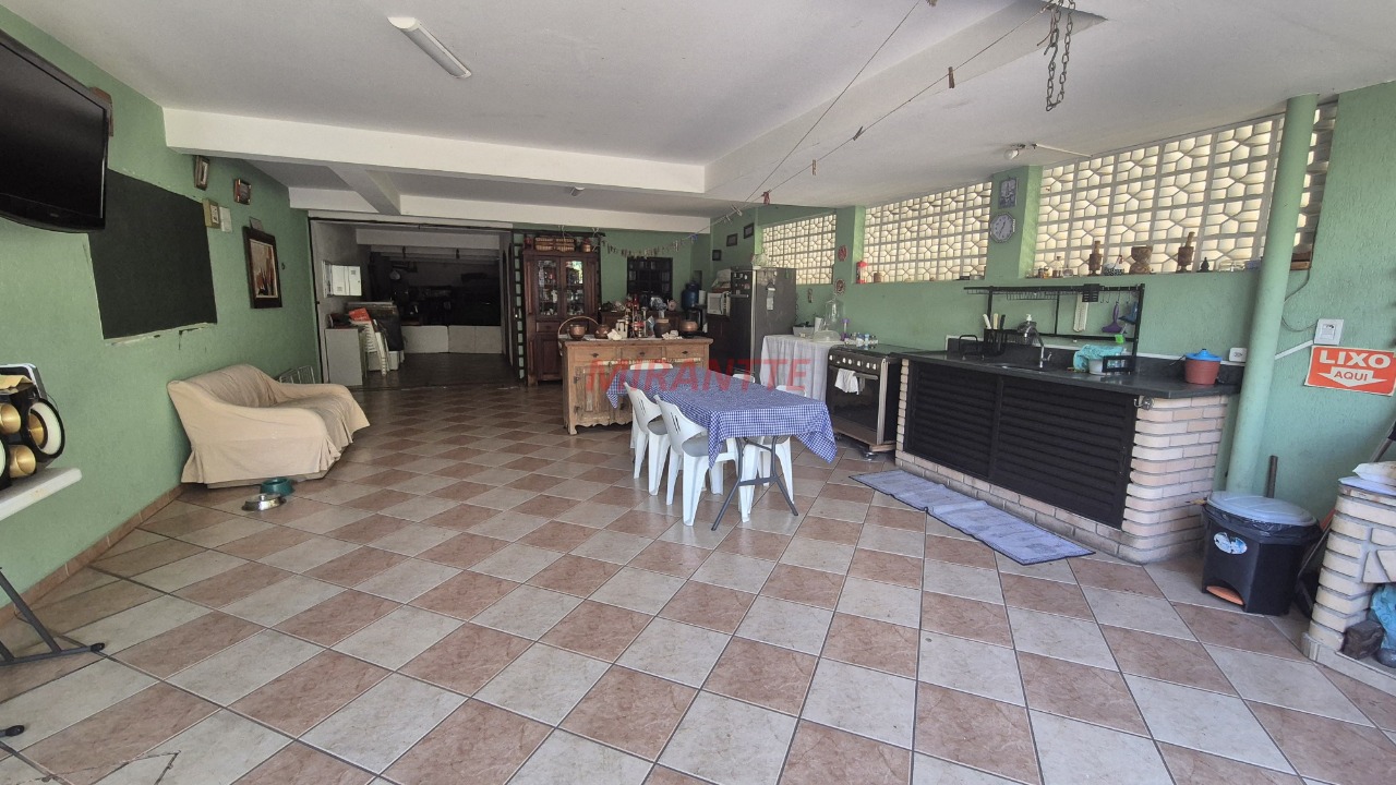 Casa terrea de 120m² com 3 quartos em Chora Menino