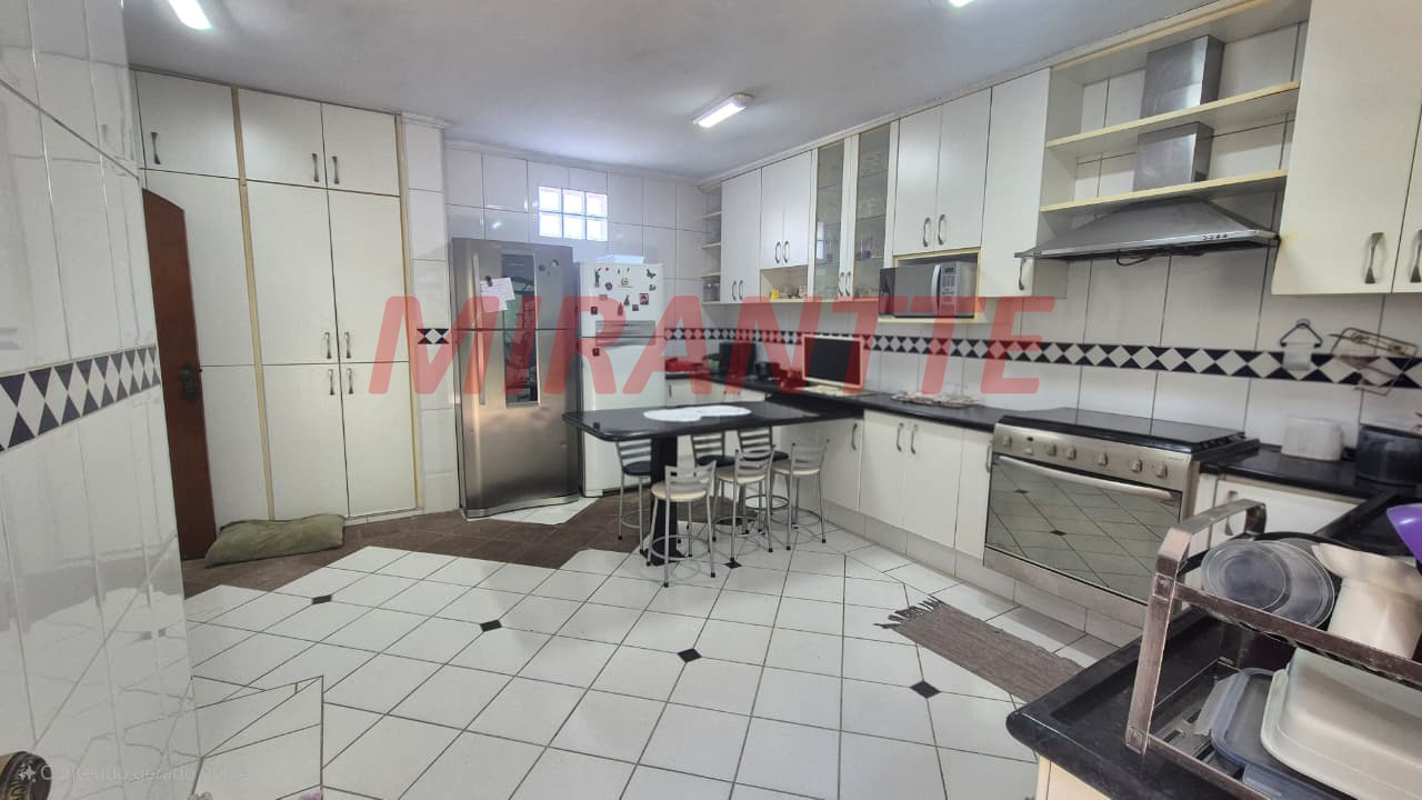 Casa terrea de 120m² com 3 quartos em Chora Menino