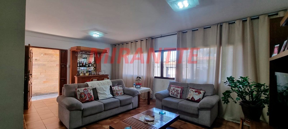Casa terrea de 318m² com 5 quartos em Vila Nova Mazzei