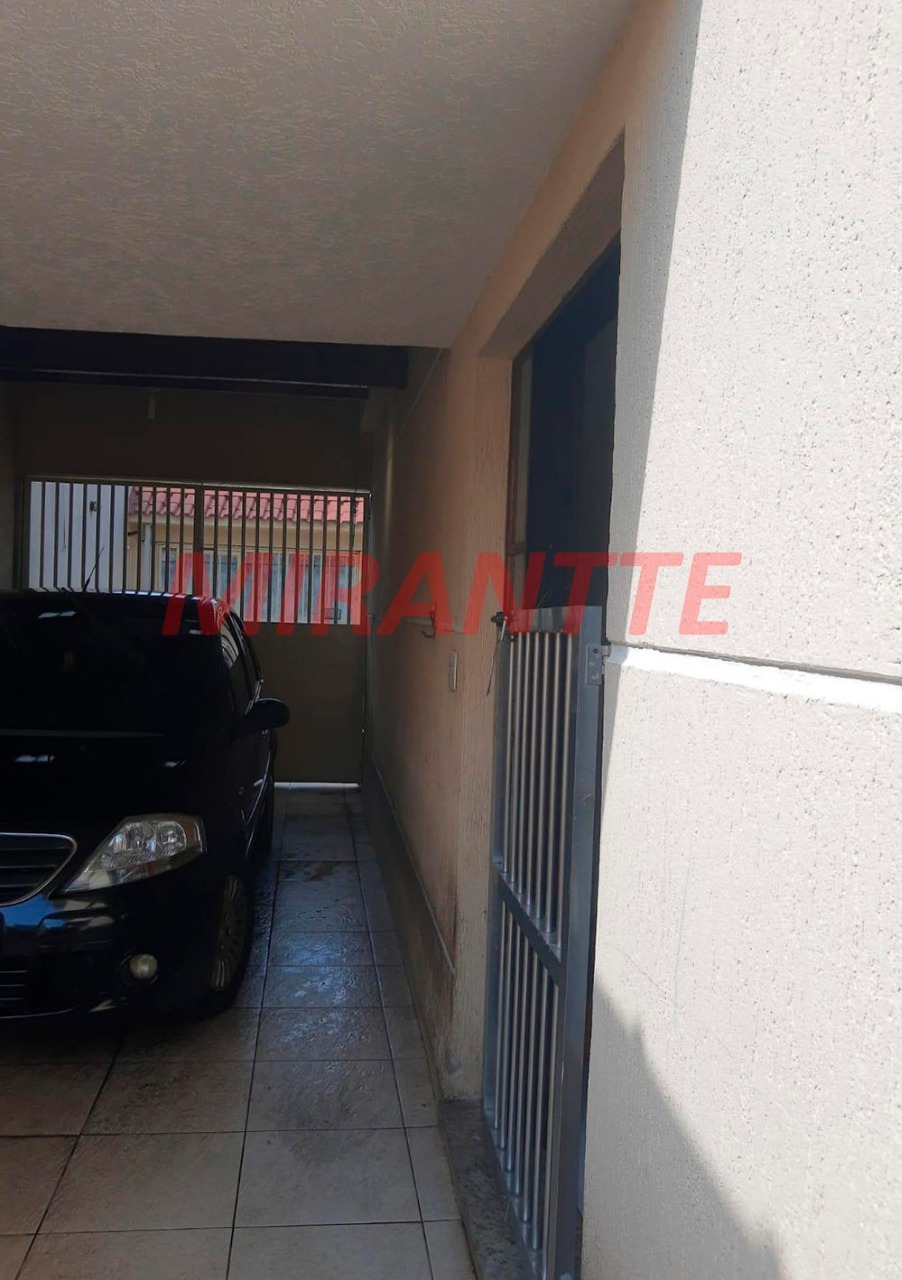 Sobrado de 235m² com 2 quartos em Jardim Santa Bárbara