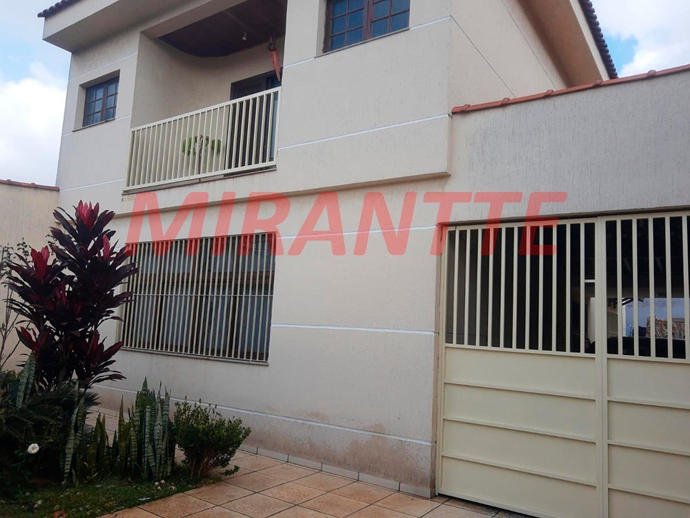 Sobrado de 235m² com 2 quartos em Jardim Santa Bárbara