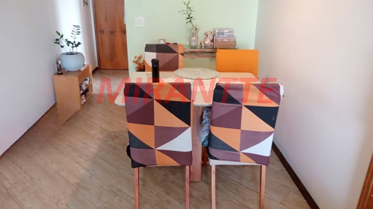 Apartamento de 59m² com 2 quartos em Sítio do Mandaqui