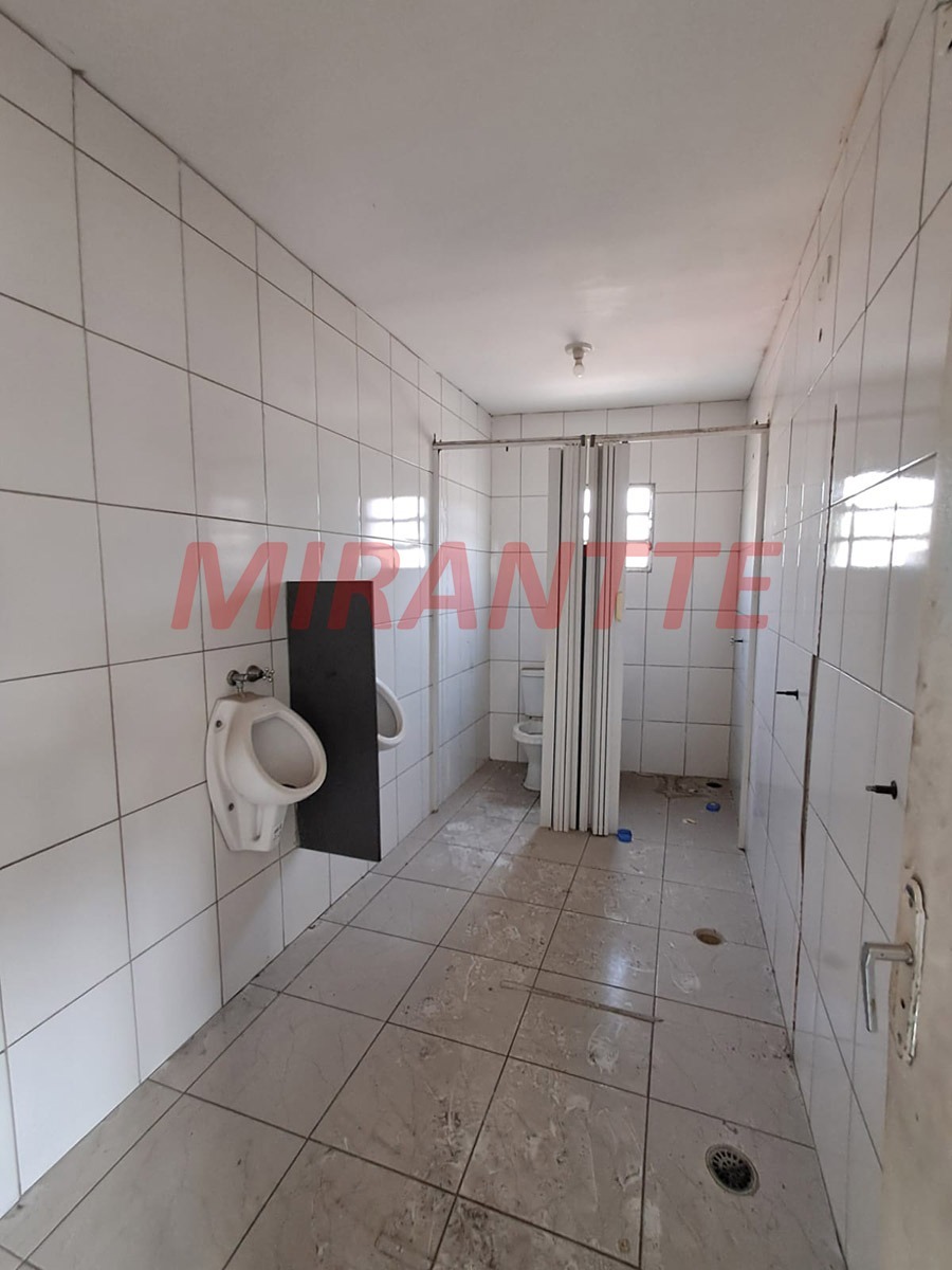 Comercial de 250m² em Sítio Do Piqueri