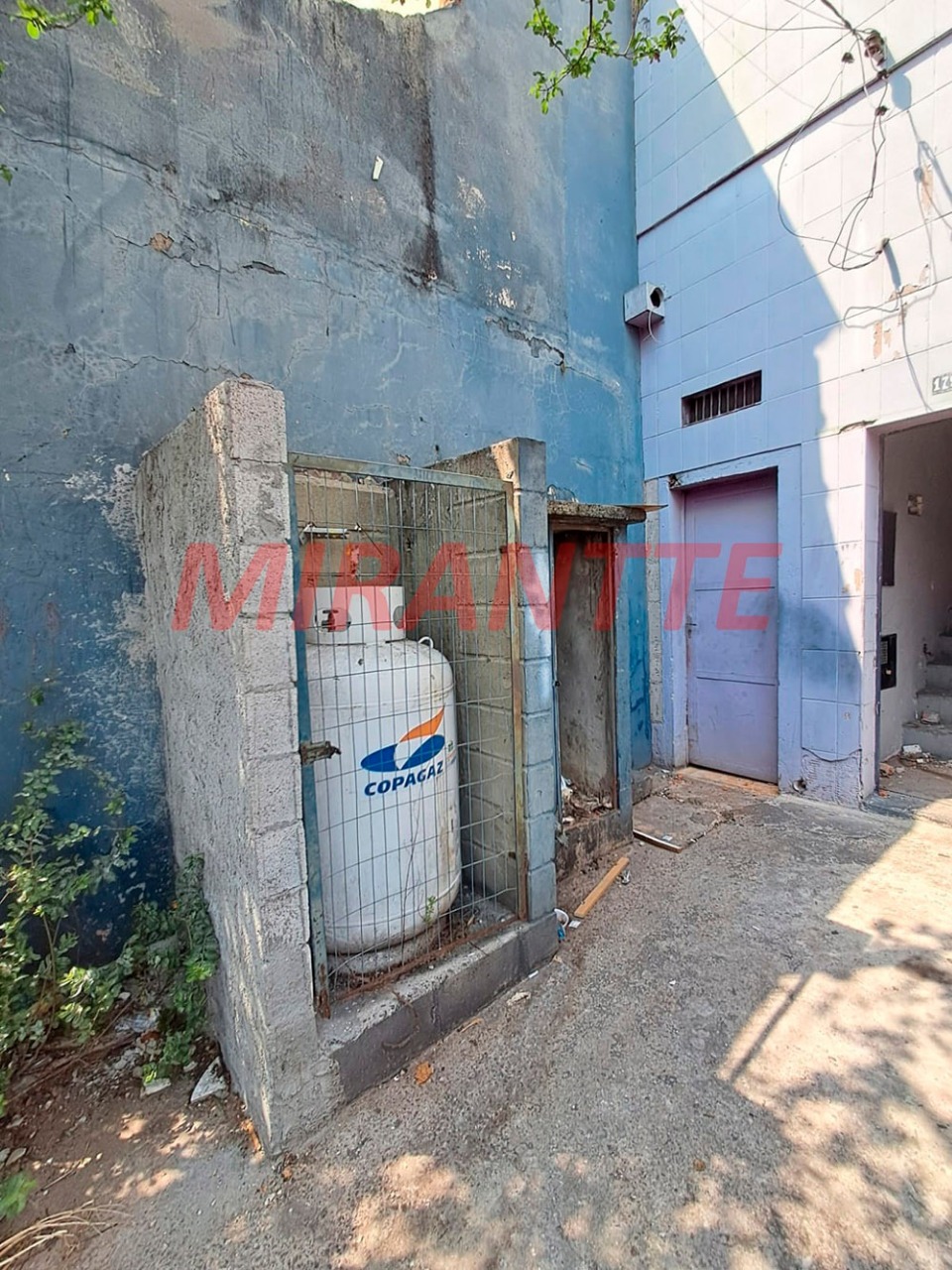 Comercial de 250m² em Sítio Do Piqueri