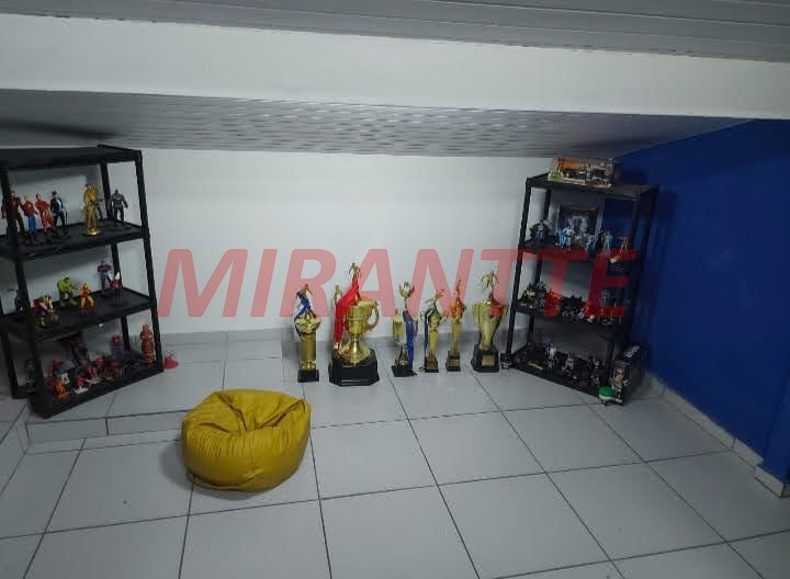 Sobrado de 141m² com 3 quartos em Sítio Morro Grande