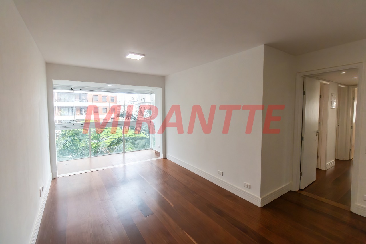 Apartamento de 96m² com 3 quartos em Vila Nova Conceição